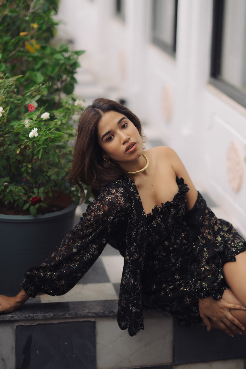 Lace me not shirt